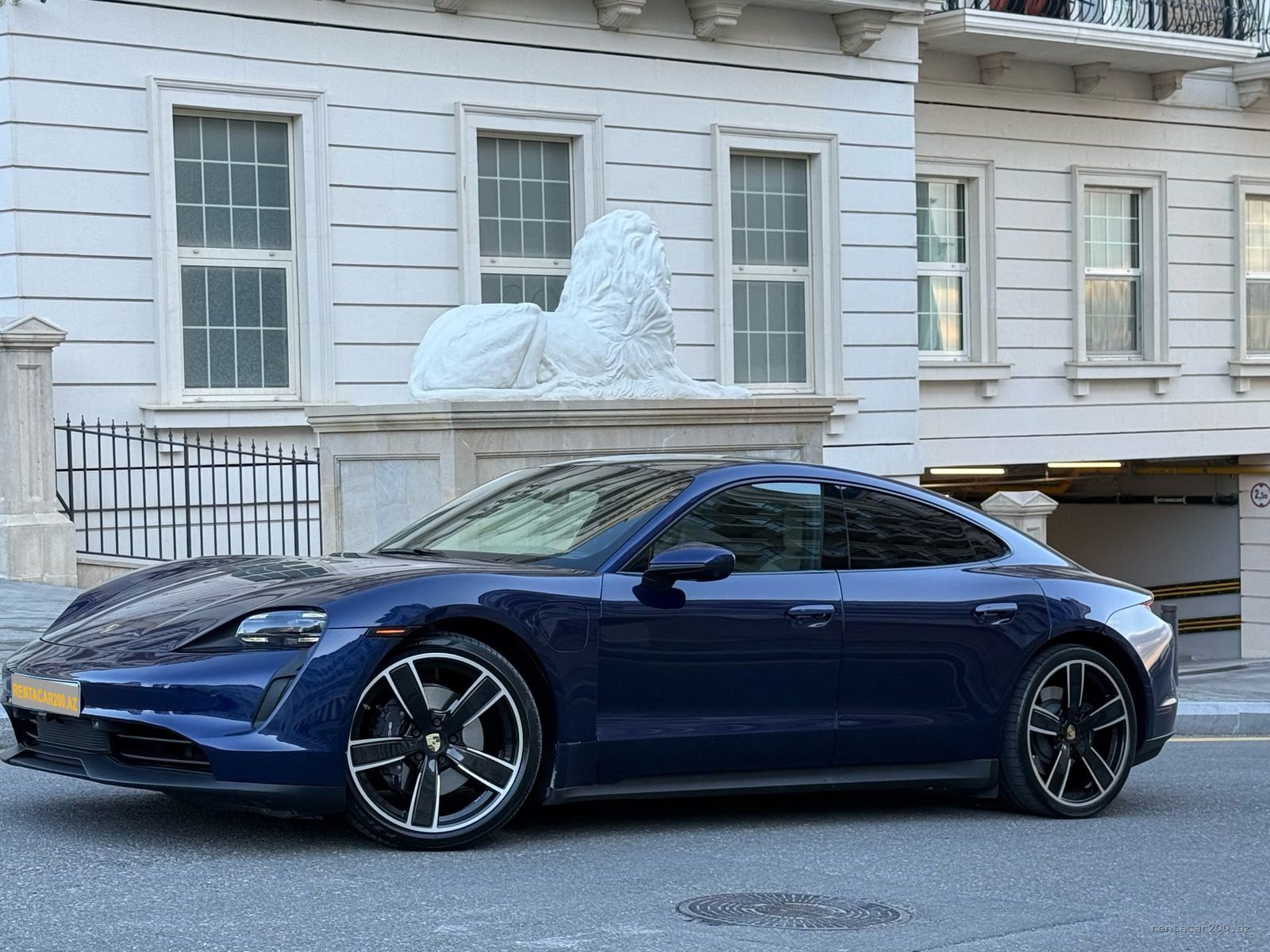 Porsche Taycan 2022