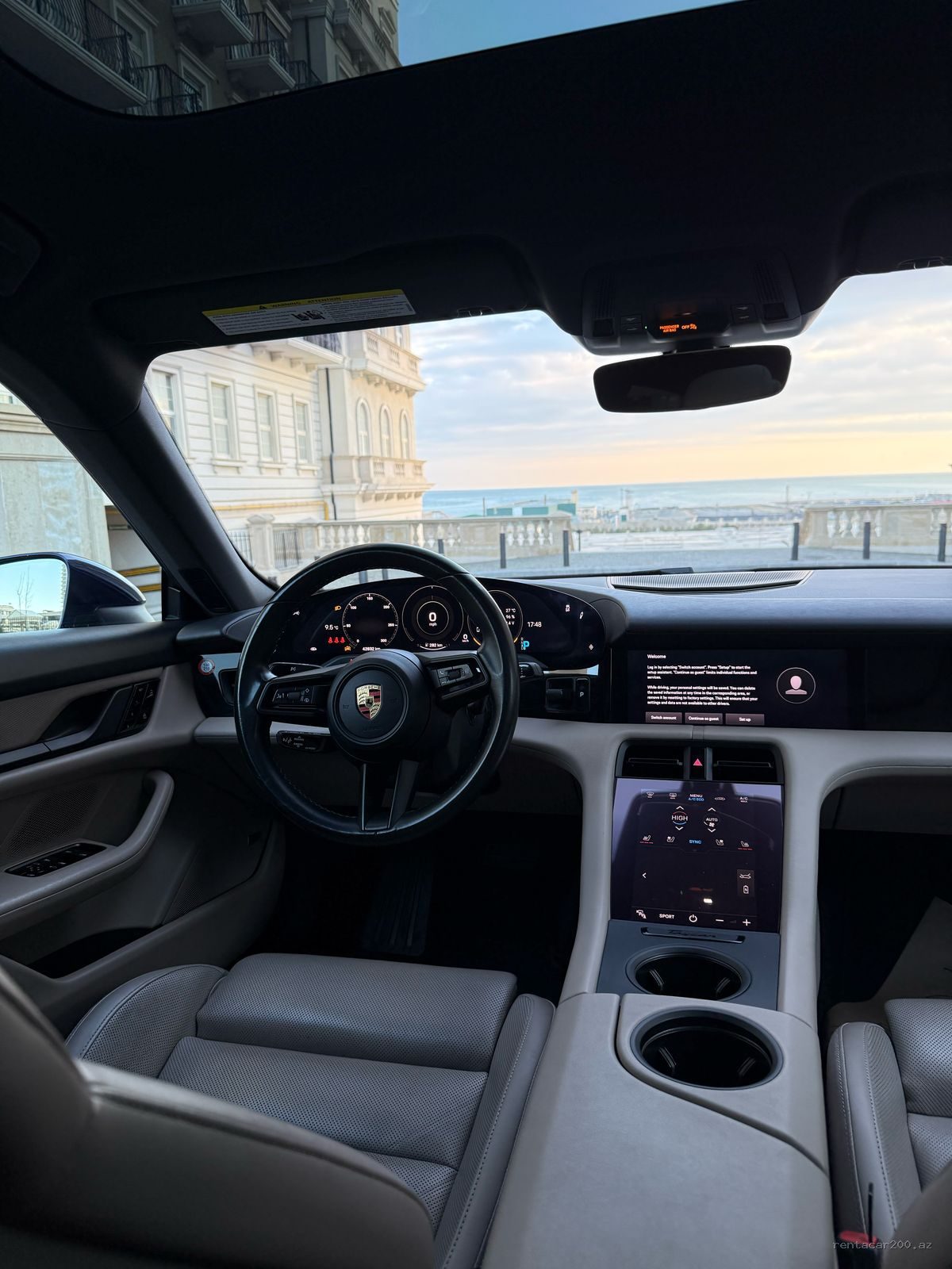 Porsche Taycan 2022