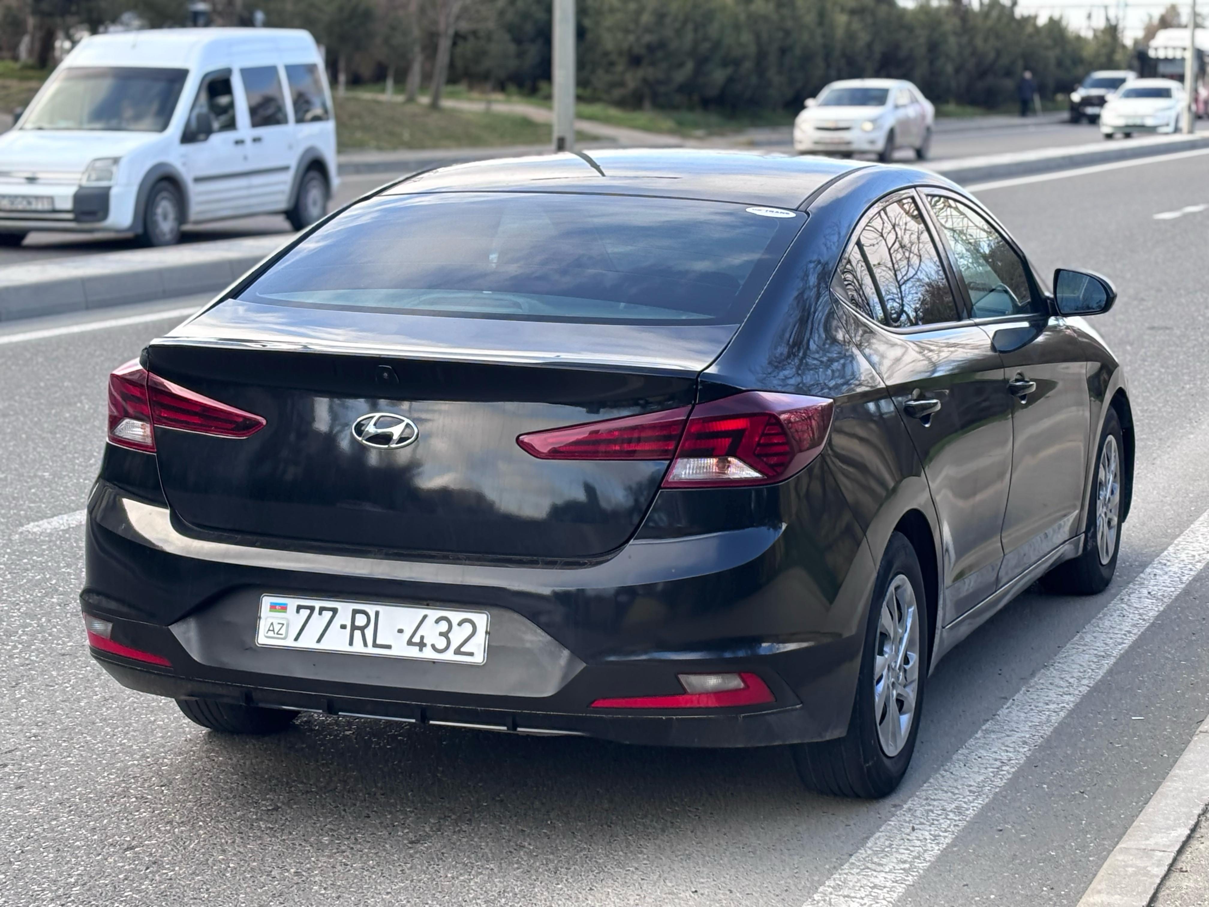 Hyundai Elantra 2020