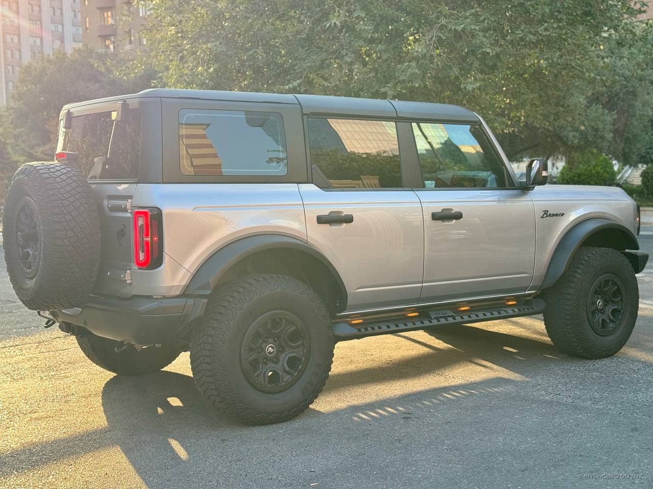 Ford Bronco 2024