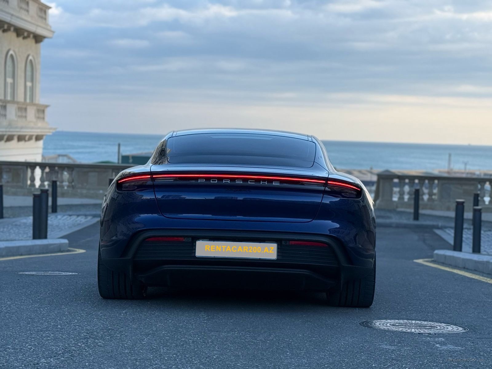 Porsche Taycan 2022