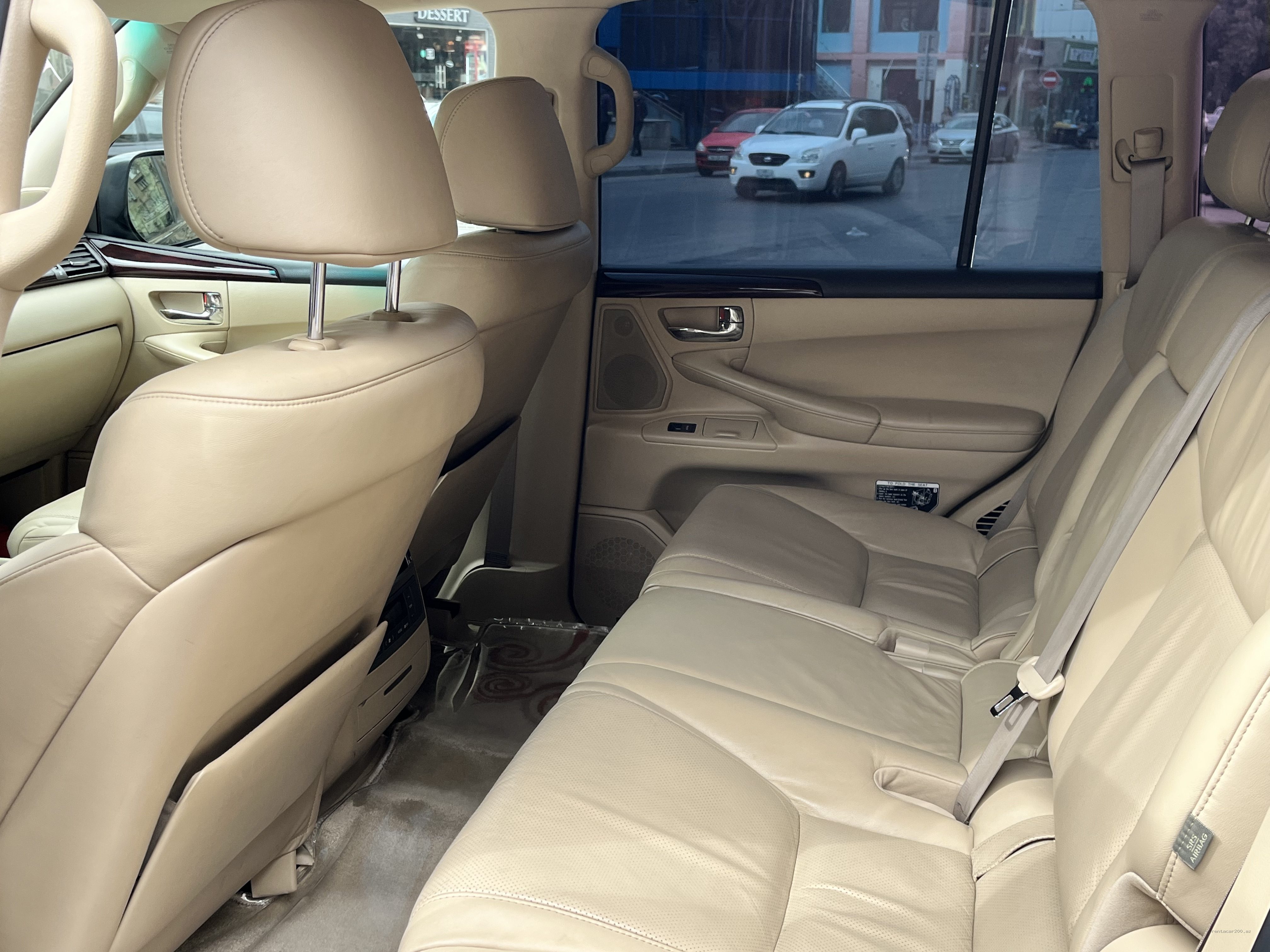 Lexus LX570 2014