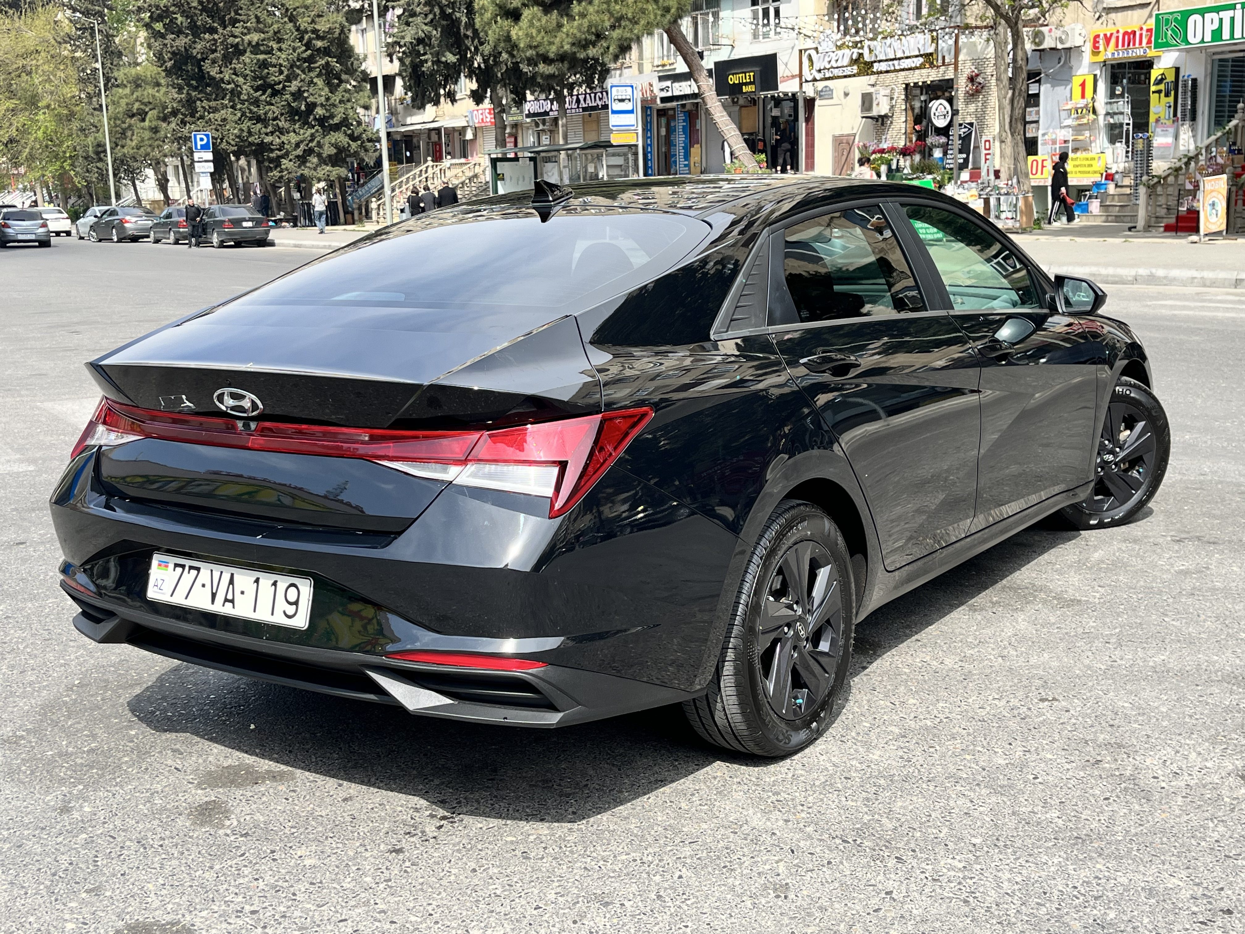 Hyundai Elantra 2022