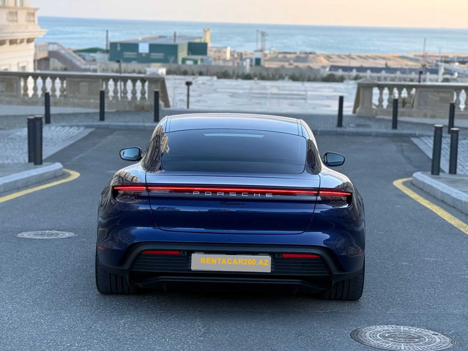 Porsche Taycan 2022