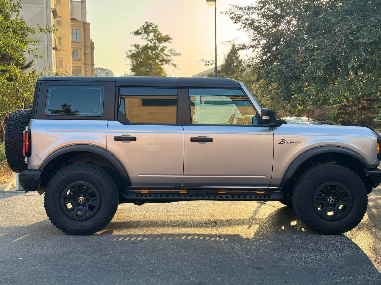 Ford Bronco 2024
