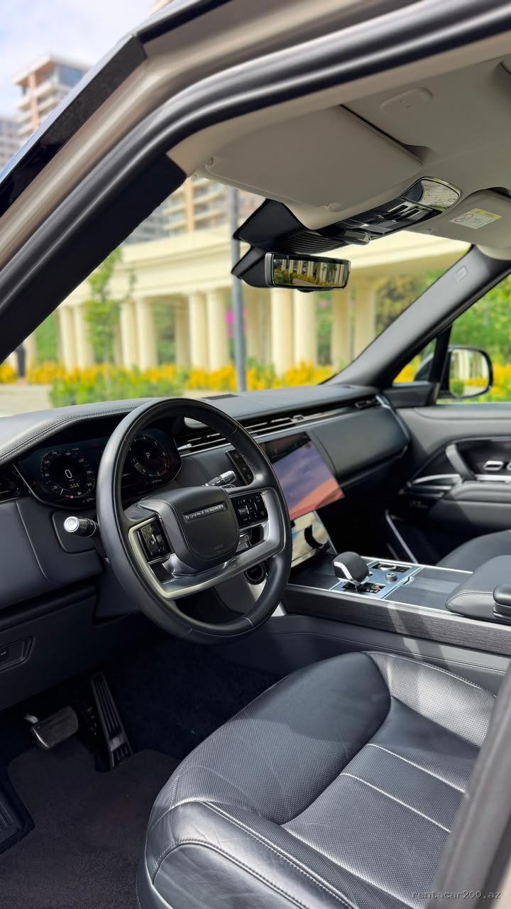 Range Rover Autobiography 2024