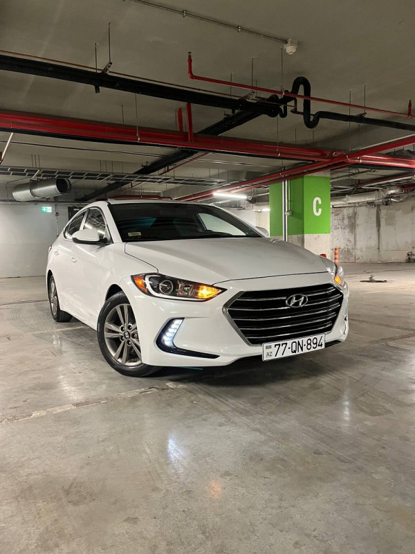 HYUNDAI ELANTRA 2018